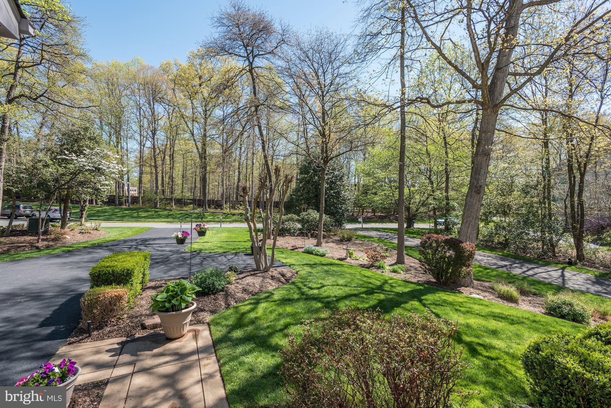 1106 Water Pointe Lane Reston, VA 20194 - Photo 4 of 30 Professionally landscaped. Driveway milled+repaved