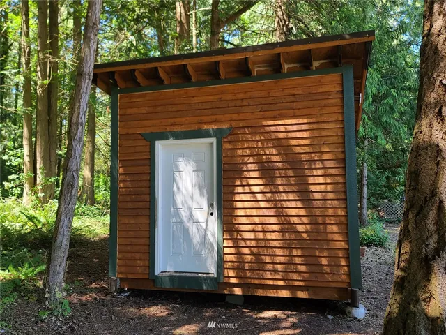 $2,800 | 715 Ell Road, Camano Island, WA 98282