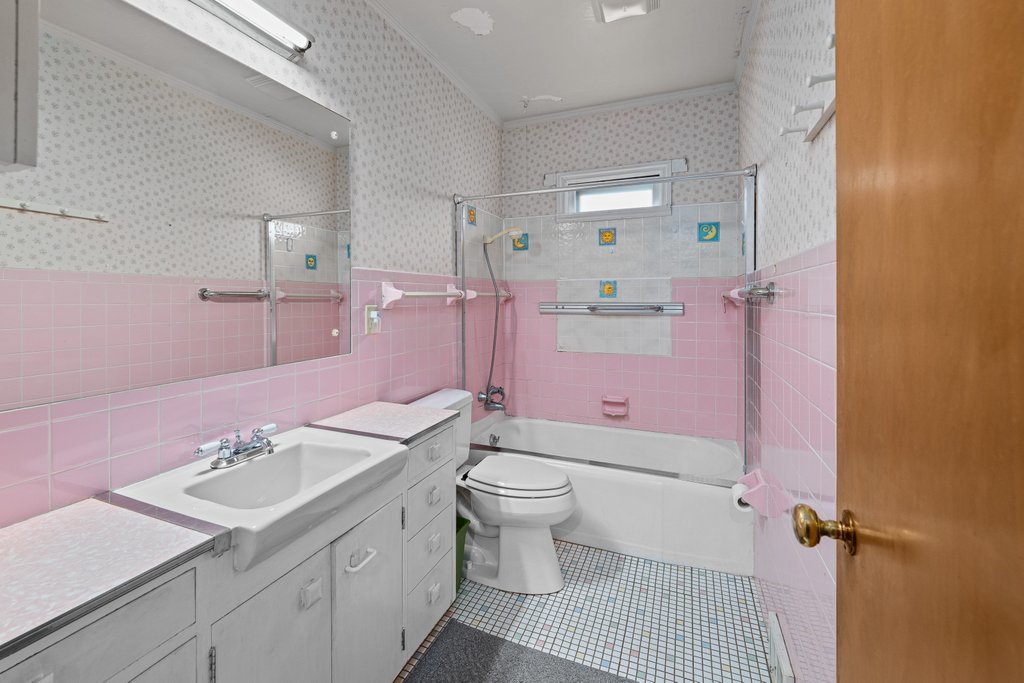 1814 36th Street Moline, IL 61265 - Photo 14 of 28