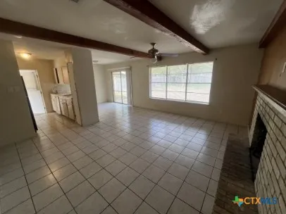 $1,400 | 1002 Hillyer Street, Unit 1002, San Marcos, TX 78666