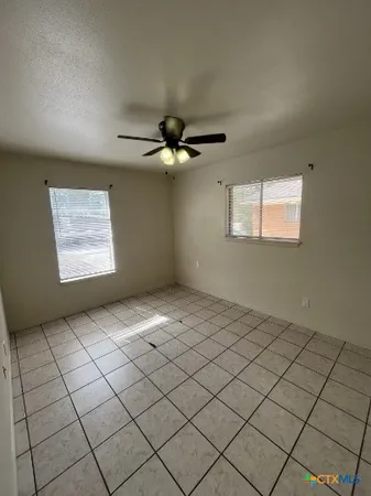 $1,400 | 1002 Hillyer Street, Unit 1002, San Marcos, TX 78666