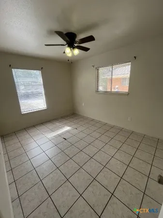 $1,400 | 1002 Hillyer Street, Unit 1002, San Marcos, TX 78666