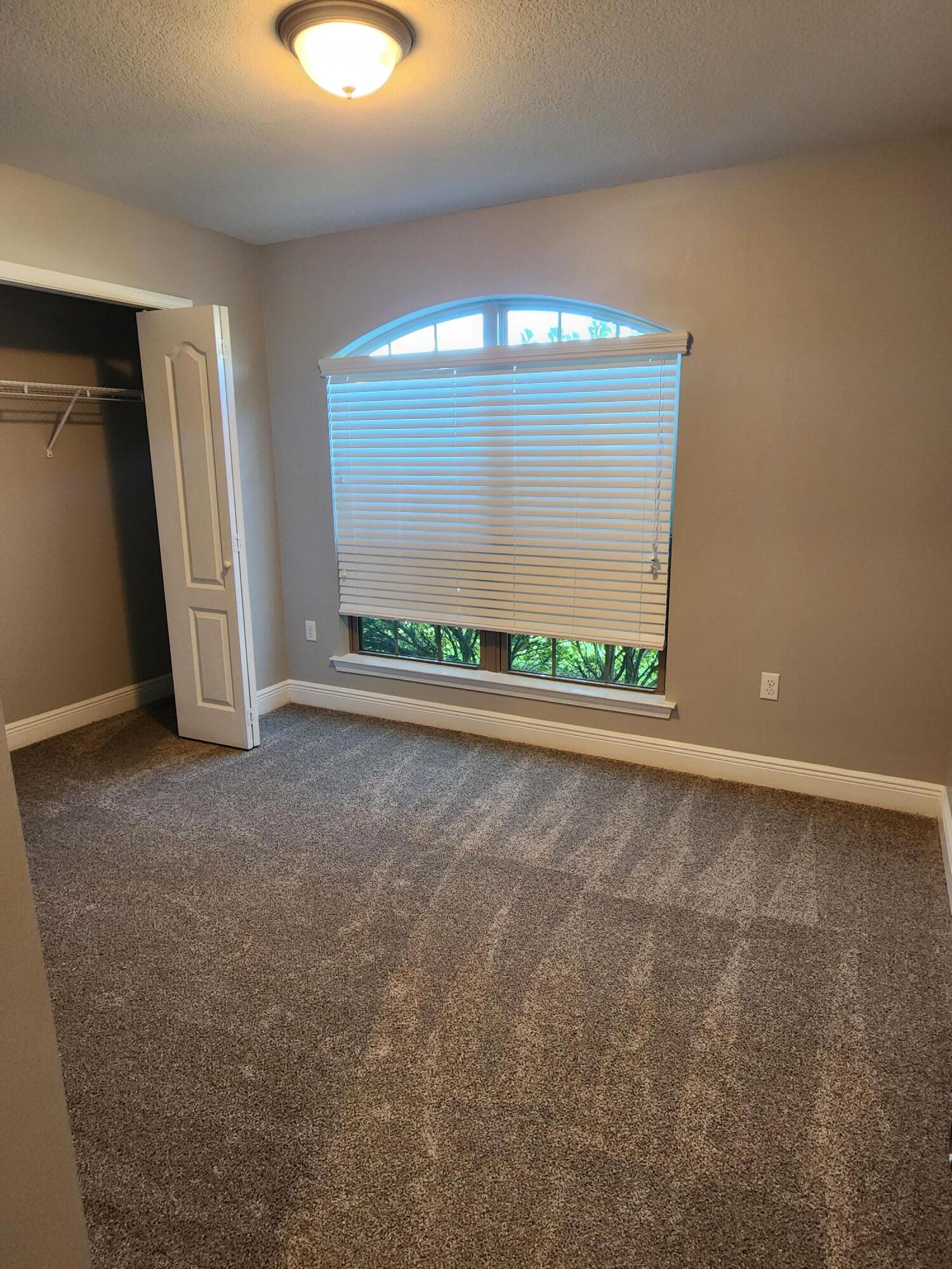 4640 Hermosa Road Crestview, FL 32539 - Photo 29 of 37 a view of an empty room with a window