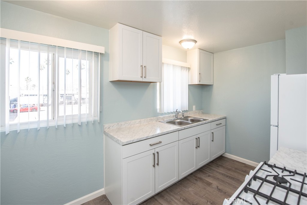 110 South Freeman Street Oceanside, CA 92054 - Photo 20 of 38