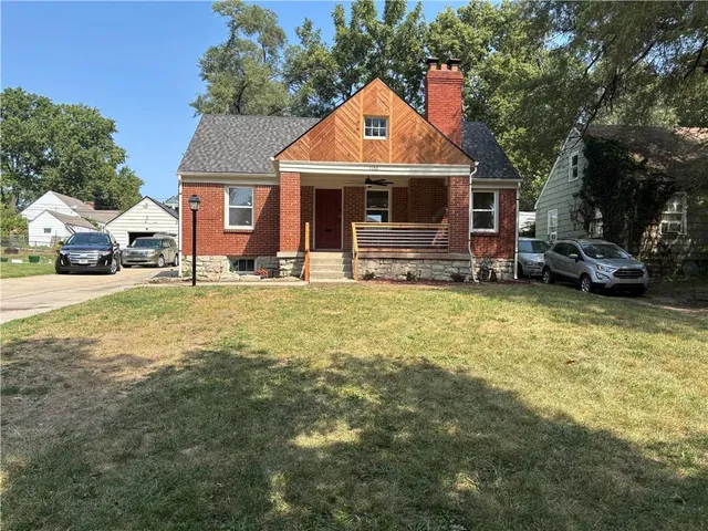 $298,999 | 1150 East 75th Terrace, Kansas City, MO 64131