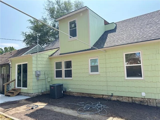 $298,999 | 1150 East 75th Terrace, Kansas City, MO 64131