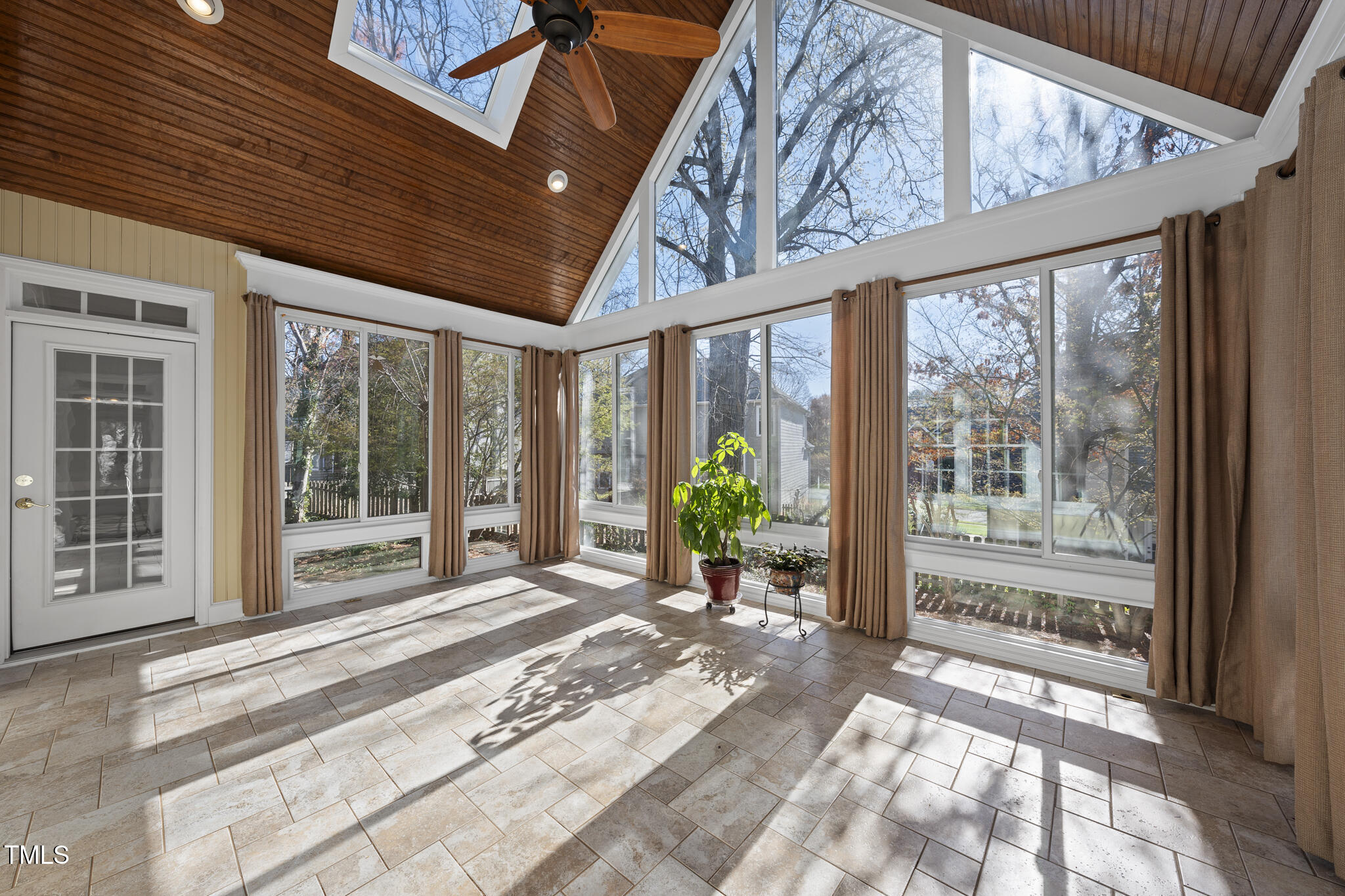 1301 Merrington Circle Raleigh, NC 27615 - Photo 22 of 51 DSC05756