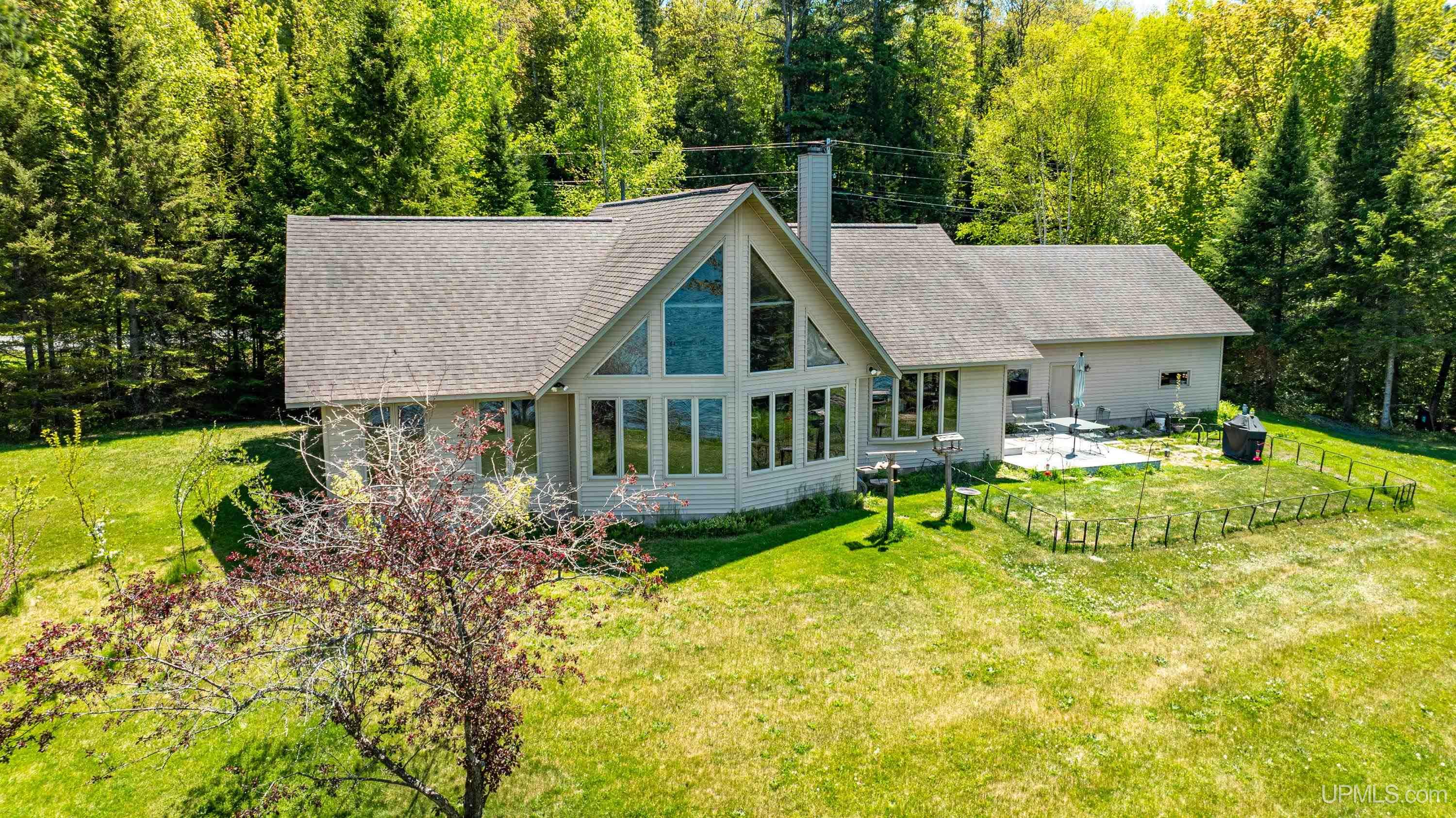14828 Pequaming Road Lanse, MI 49946 - Photo 3 of 57