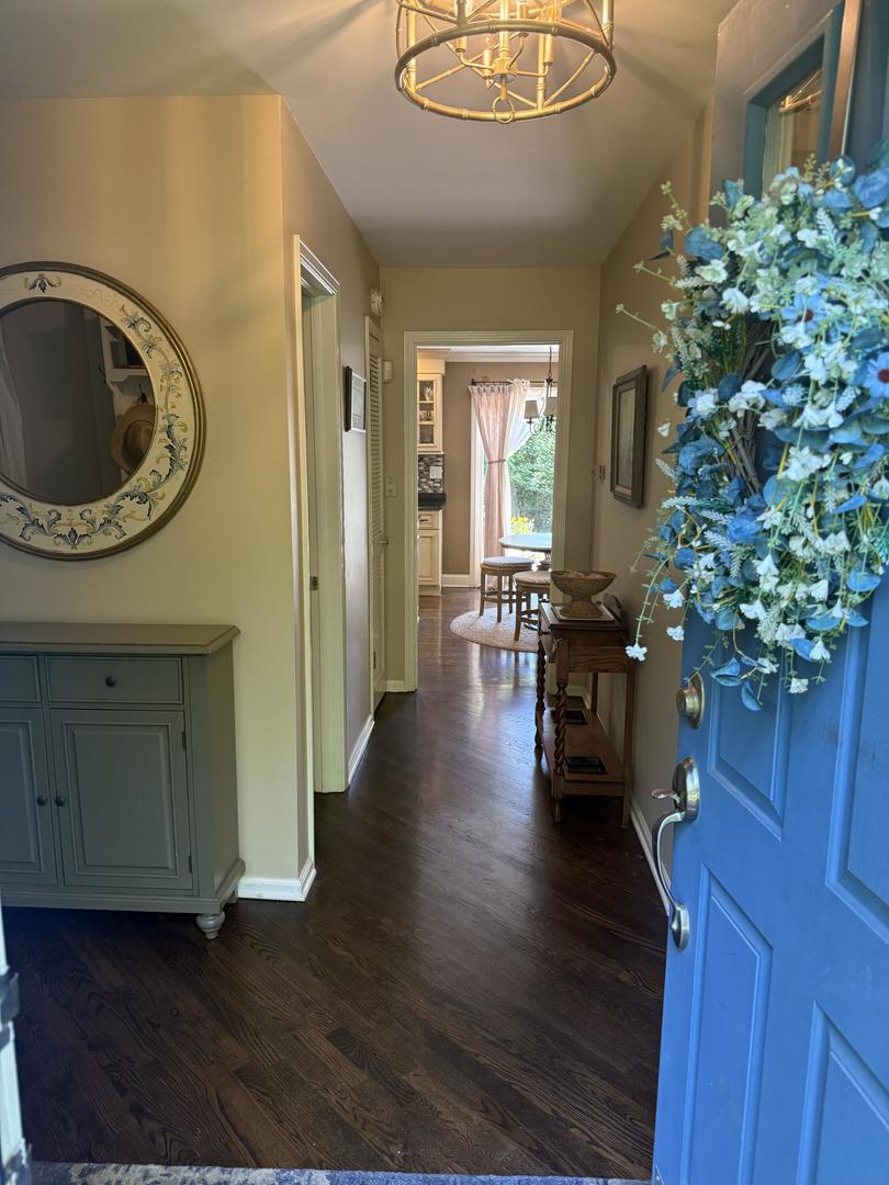 4N220 Thornly Road St. Charles, IL 60174 - Photo 6 of 27 Gallery Image 6