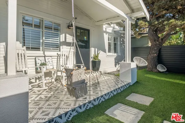 $13,750 | 1605 Cabrillo Avenue, Venice, CA 90291