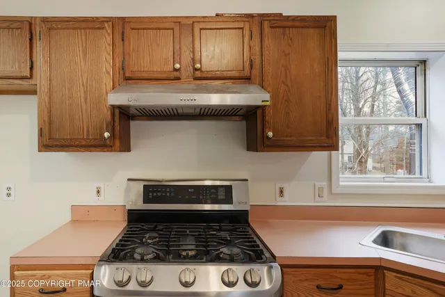 $275,000 | 1717 Gordon Lane, Tobyhanna, PA 18466