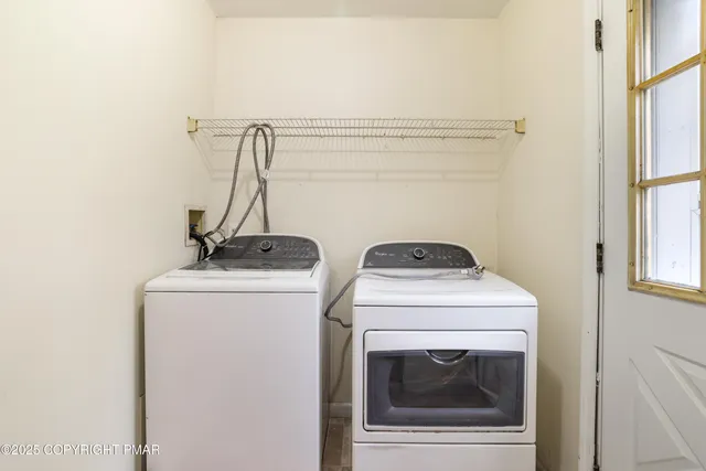 $275,000 | 1717 Gordon Lane, Tobyhanna, PA 18466