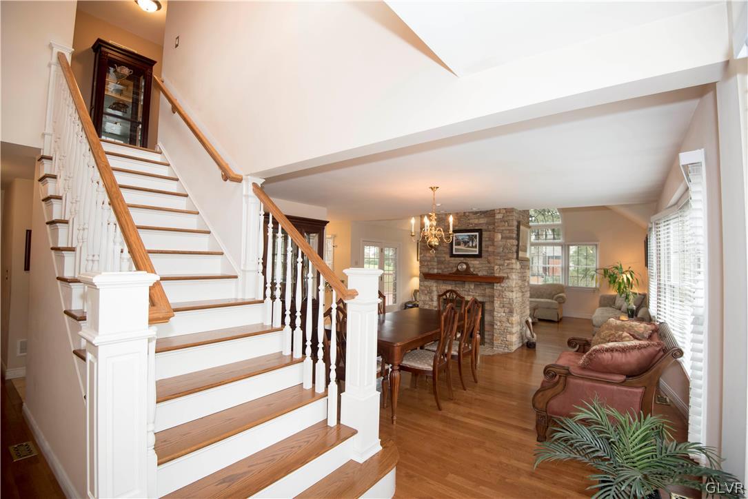 1004 Stone Stack Drive Bethlehem, PA 18015 - Photo 8 of 43 entry way