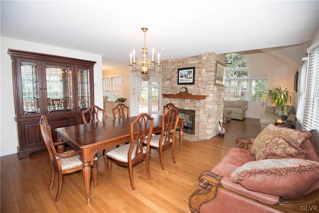 1004 Stone Stack Drive Bethlehem, PA 18015 - Photo 10 of 43 dining room