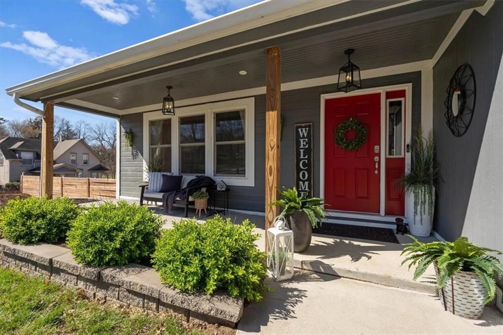715 South 4th Street Atchison, KS 66002 - Photo 3 of 61