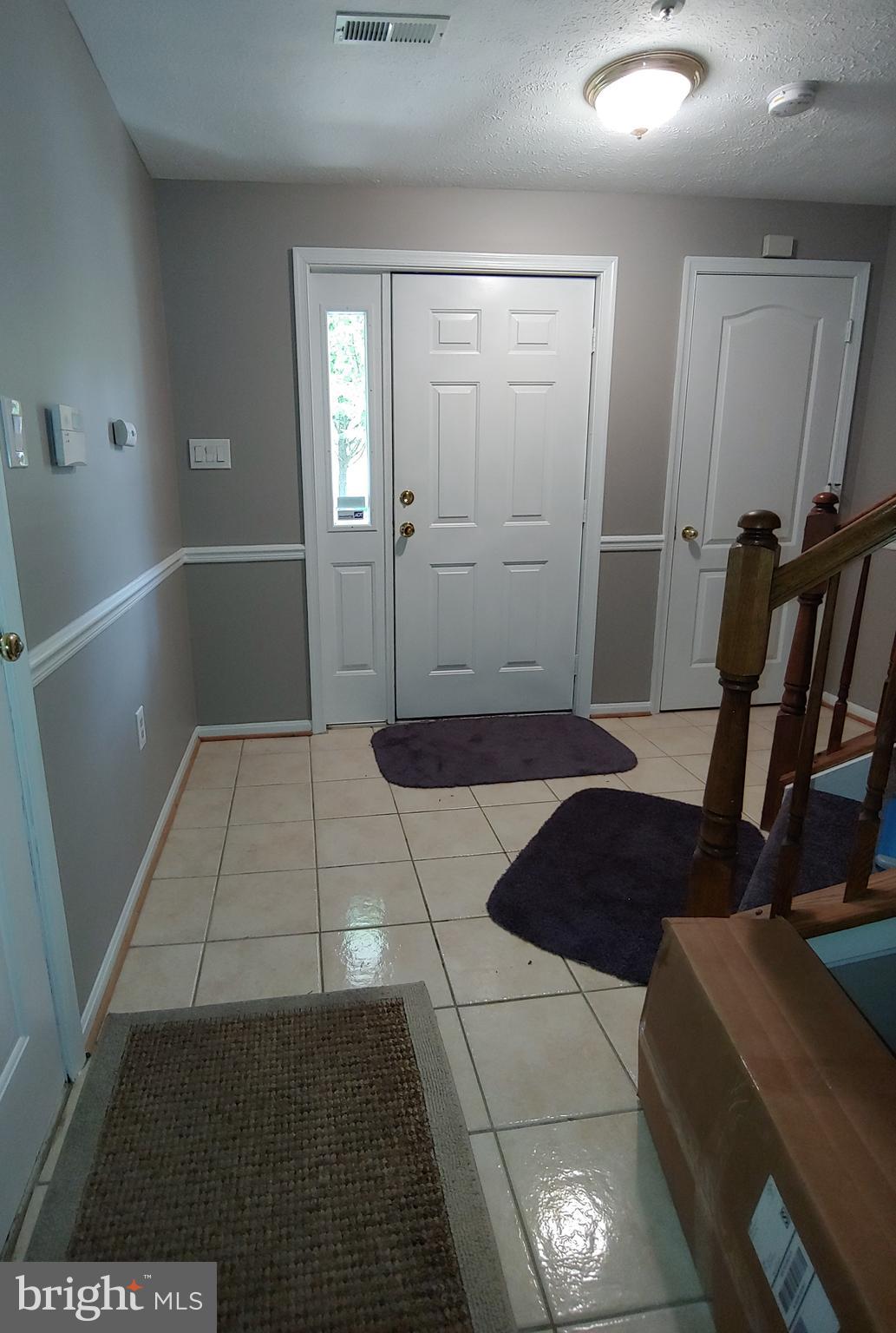 6010 Grenfell Loop Bowie, MD 20720 - Photo 2 of 32 a view of a hallway