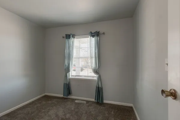 $354,900 | 1421 Barberry Lane, Round Lake Beach, IL 60073