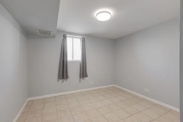 $354,900 | 1421 Barberry Lane, Round Lake Beach, IL 60073