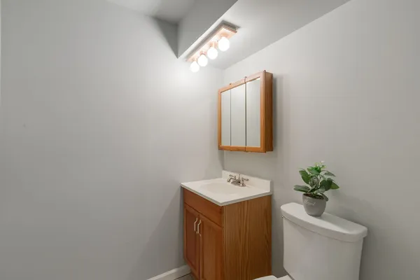 $354,900 | 1421 Barberry Lane, Round Lake Beach, IL 60073