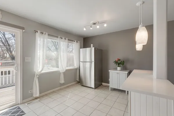 $354,900 | 1421 Barberry Lane, Round Lake Beach, IL 60073