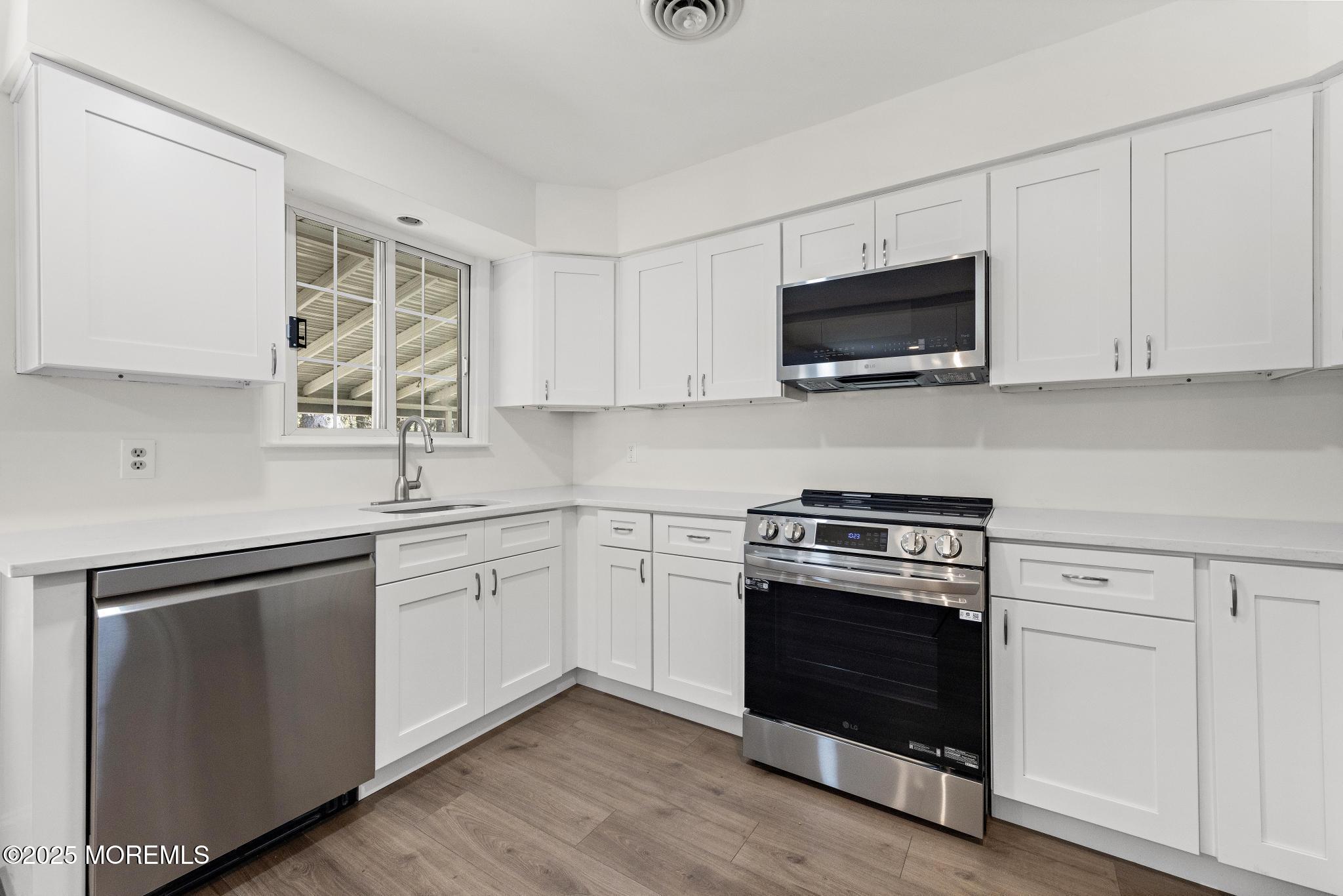 99 Sunset Road, Unit 60 Whiting, NJ 08759 - Photo 9 of 29 New Cabinets