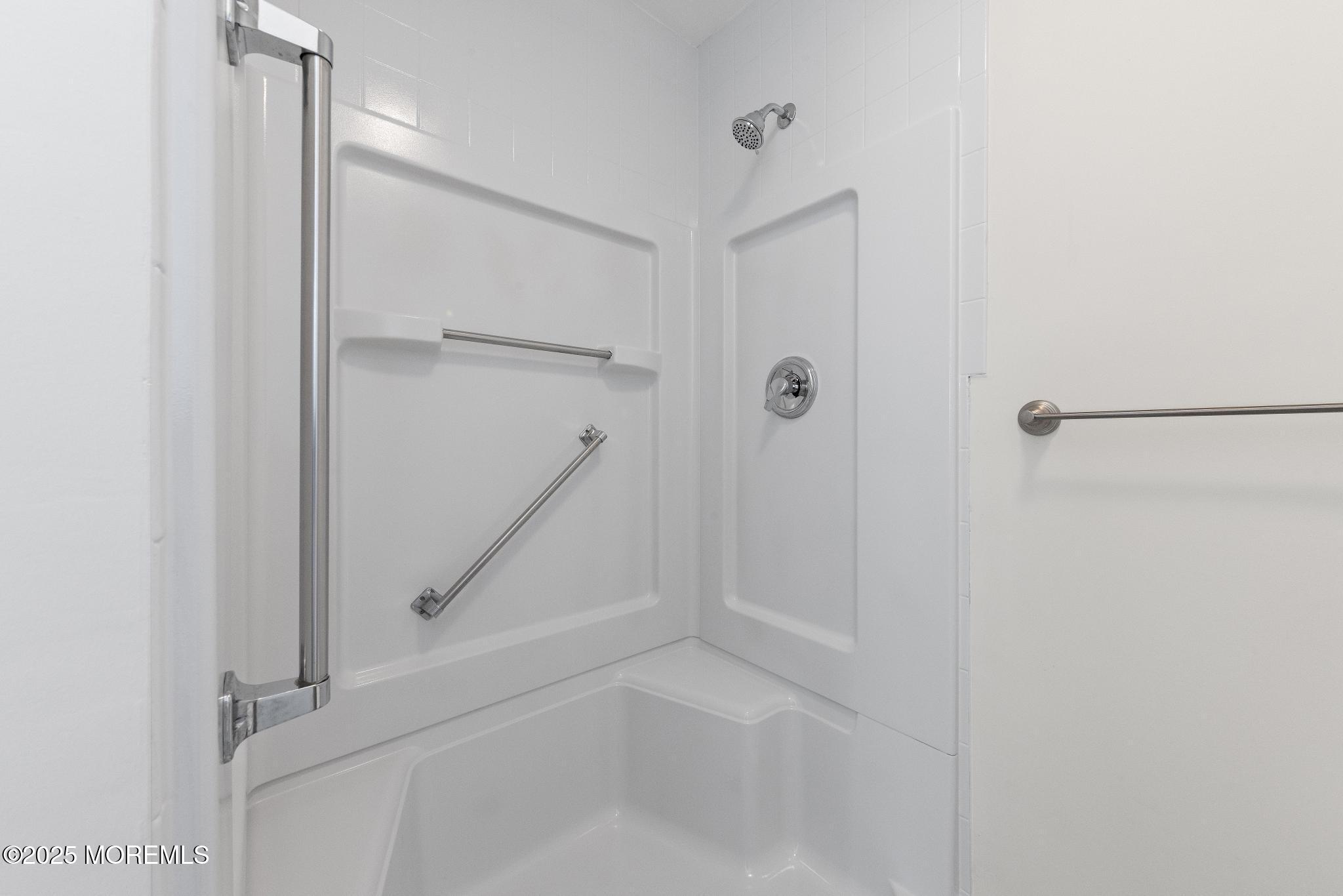 99 Sunset Road, Unit 60 Whiting, NJ 08759 - Photo 15 of 29 Stall Shower