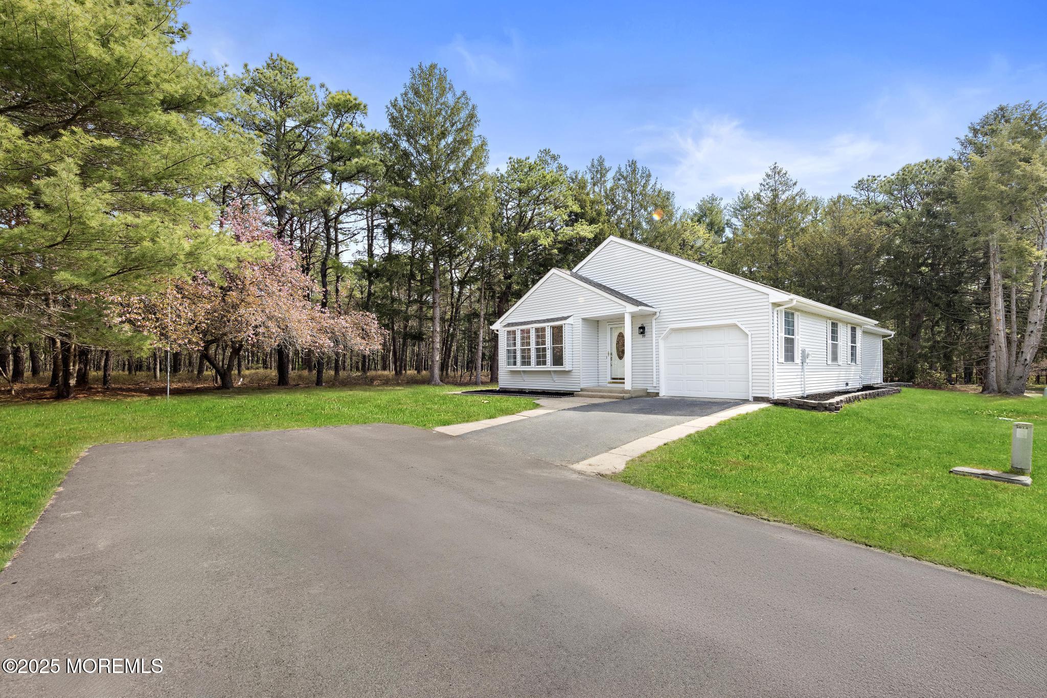 99 Sunset Road, Unit 60 Whiting, NJ 08759 - Photo 3 of 29 Privacy Abounds