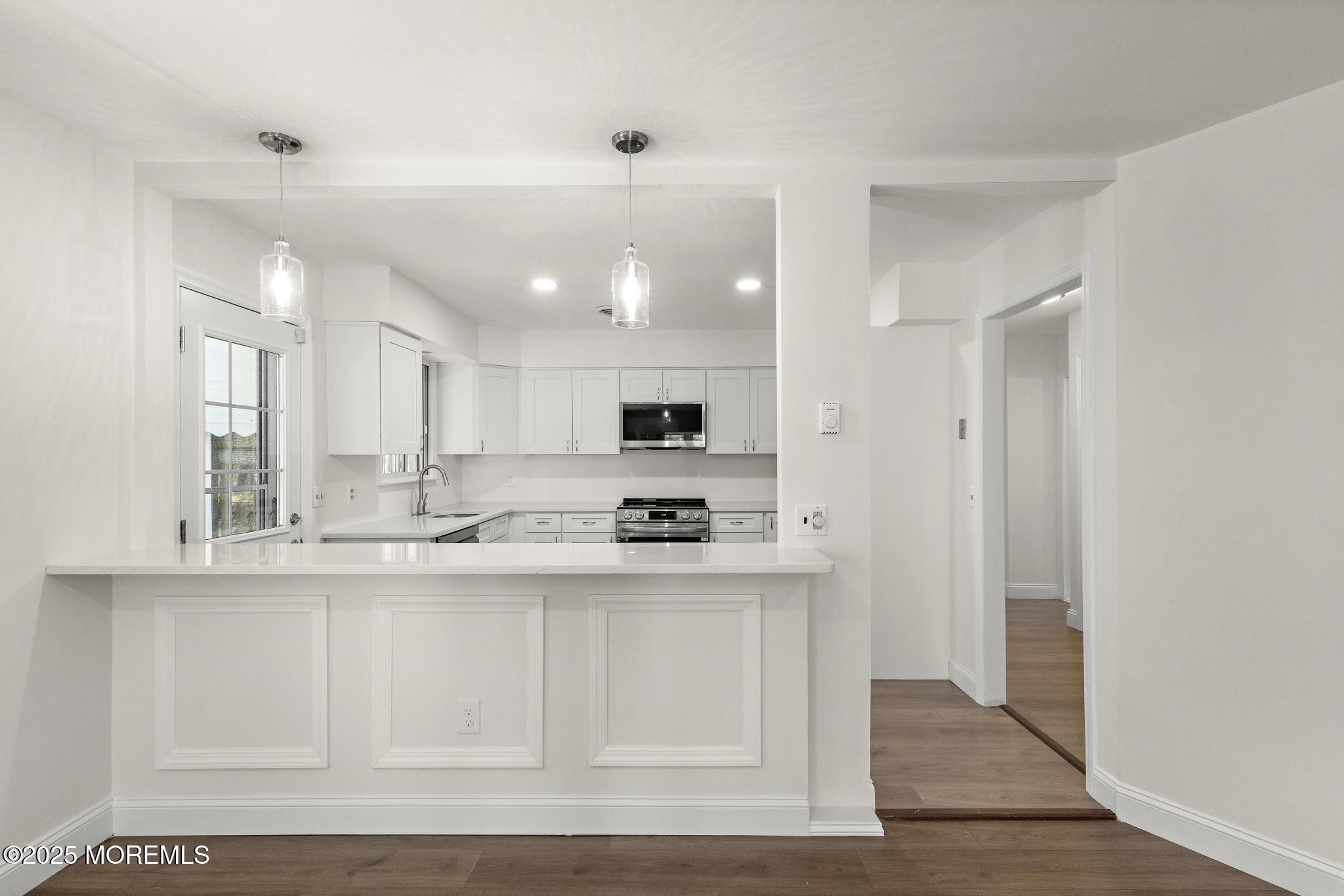 99 Sunset Road, Unit 60 Whiting, NJ 08759 - Photo 7 of 29 Breakfast Bar