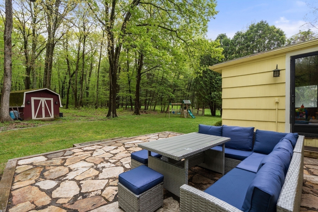 369 Central Turnpike Sutton, MA 01590 - Photo 18 of 20