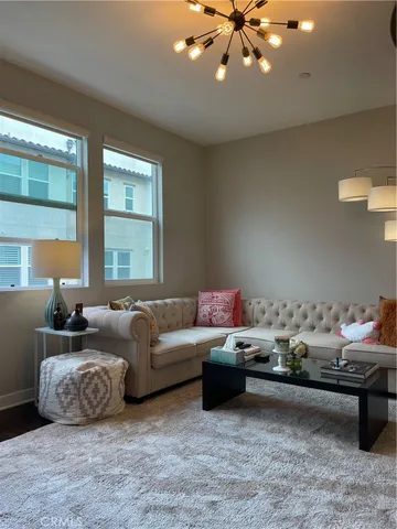 $629,900 | 535 West Foothill Boulevard, Unit 102, Glendora, CA 91741