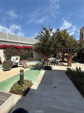 $629,900 | 535 West Foothill Boulevard, Unit 102, Glendora, CA 91741