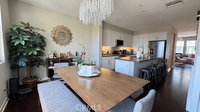 $629,900 | 535 West Foothill Boulevard, Unit 102, Glendora, CA 91741