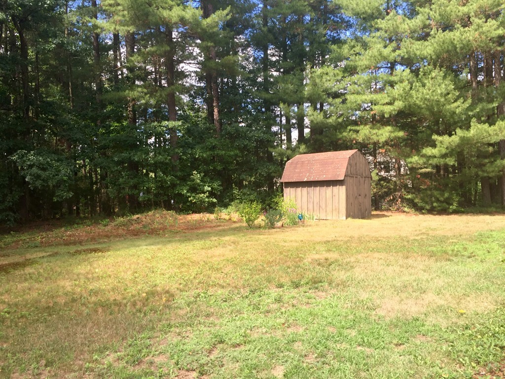 52 Egleston Road Westfield, MA 01085 - Photo 26 of 29 Gallery Image 26