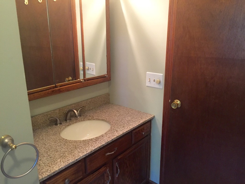 52 Egleston Road Westfield, MA 01085 - Photo 10 of 29 Gallery Image 10