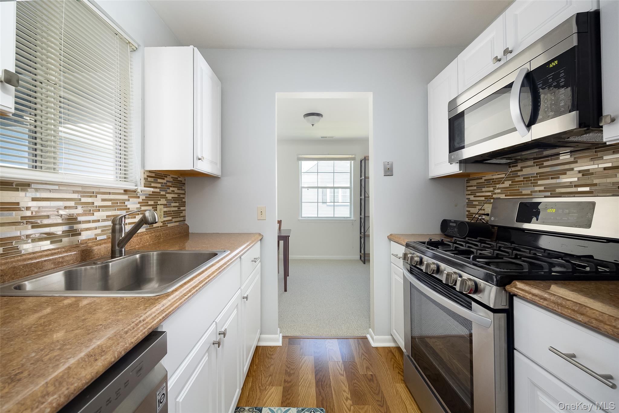 302 Commons Way, Unit G Fishkill, NY 12524 - Photo 2 of 19