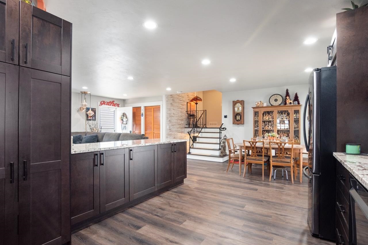 10 Maryden Road Oshkosh, WI 54904 - Photo 13 of 29