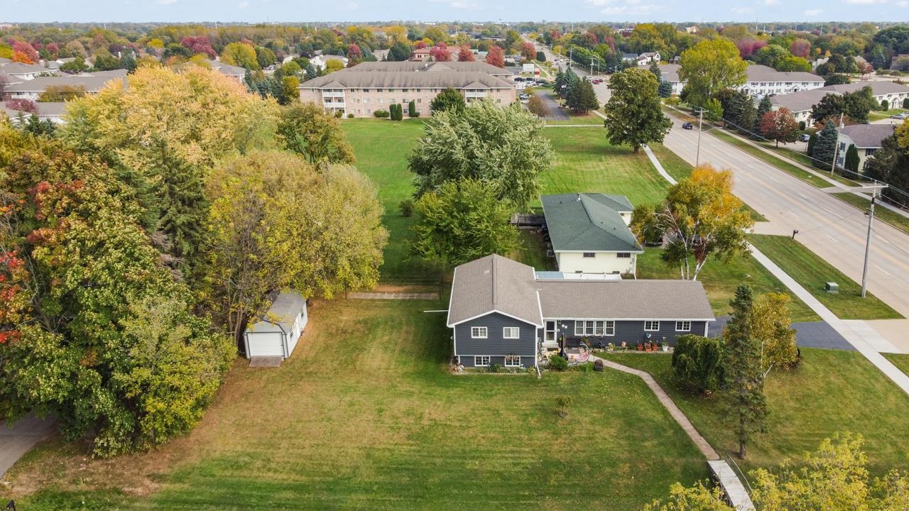 10 Maryden Road Oshkosh, WI 54904 - Photo 4 of 29