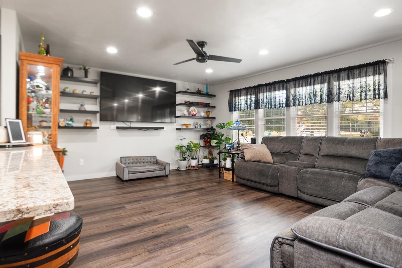 10 Maryden Road Oshkosh, WI 54904 - Photo 8 of 29