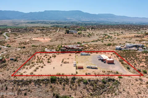 $915,000 | 7375 East Sliding Stop Lane, Cornville, AZ 86325