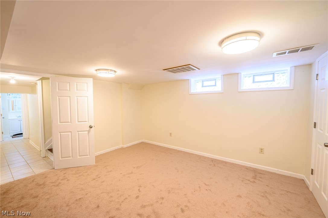 4972 South Sedgewick Road Cleveland, OH 44124 - Photo 24 of 34 Gallery Image 24