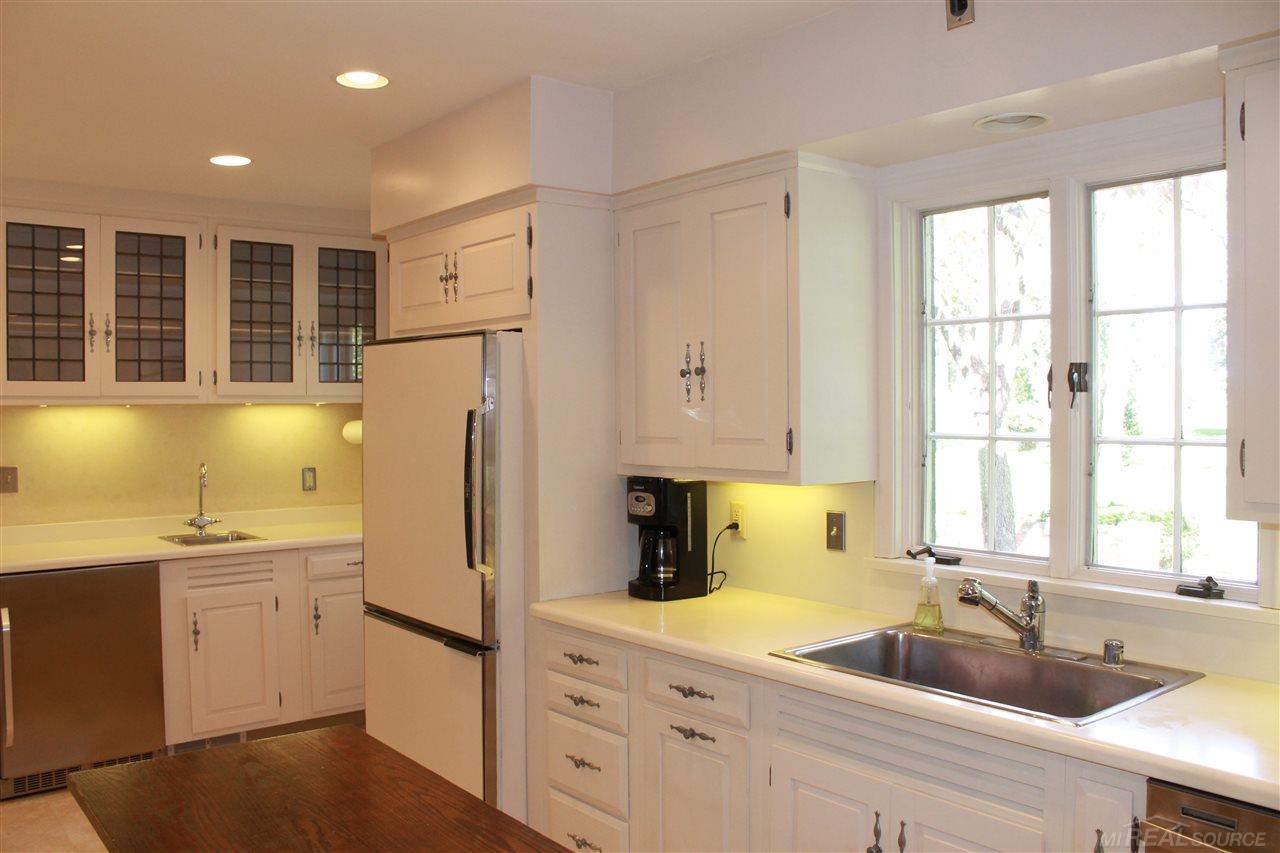 350 Moross Road Grosse Pointe Farms, MI 48236 - Photo 32 of 70