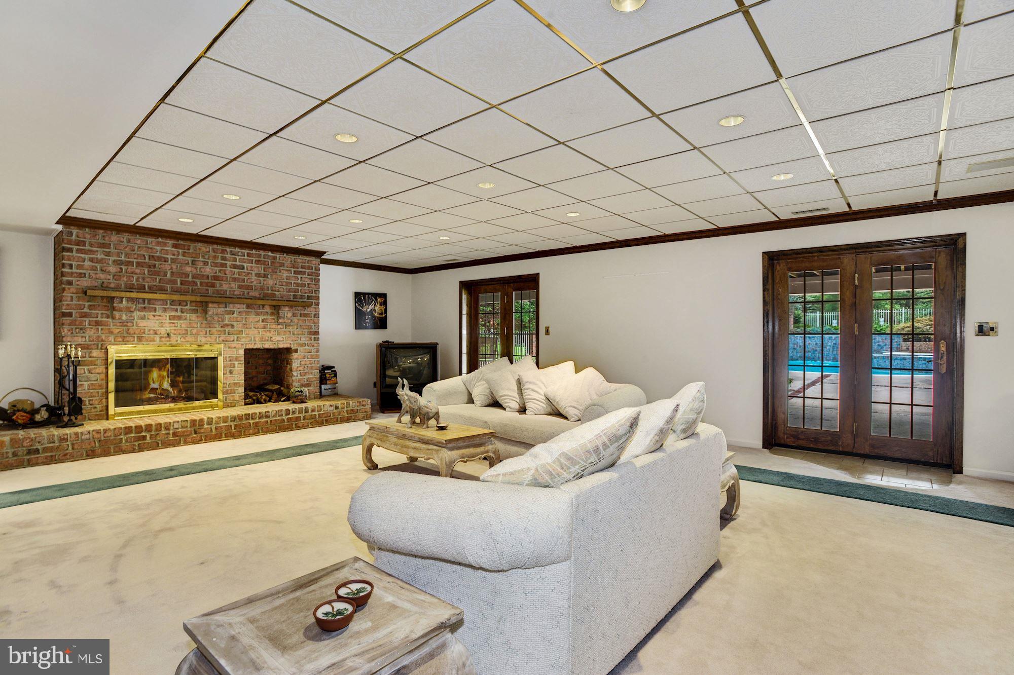 11001 Gaither Farm Road Ellicott City, MD 21042 - Photo 34 of 39 Gallery Image 34