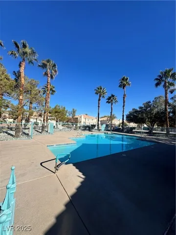 $1,895 | 8014 Dorinda Avenue, Las Vegas, NV 89147