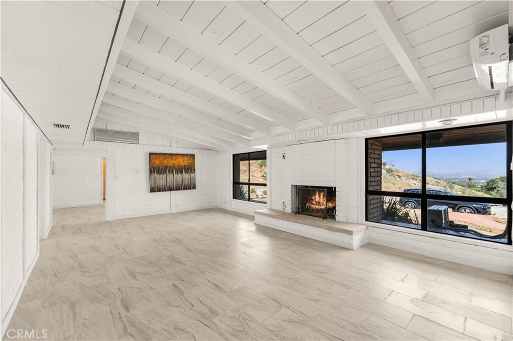 6308 Hawarden Drive Riverside, CA 92506 - Photo 8 of 40
