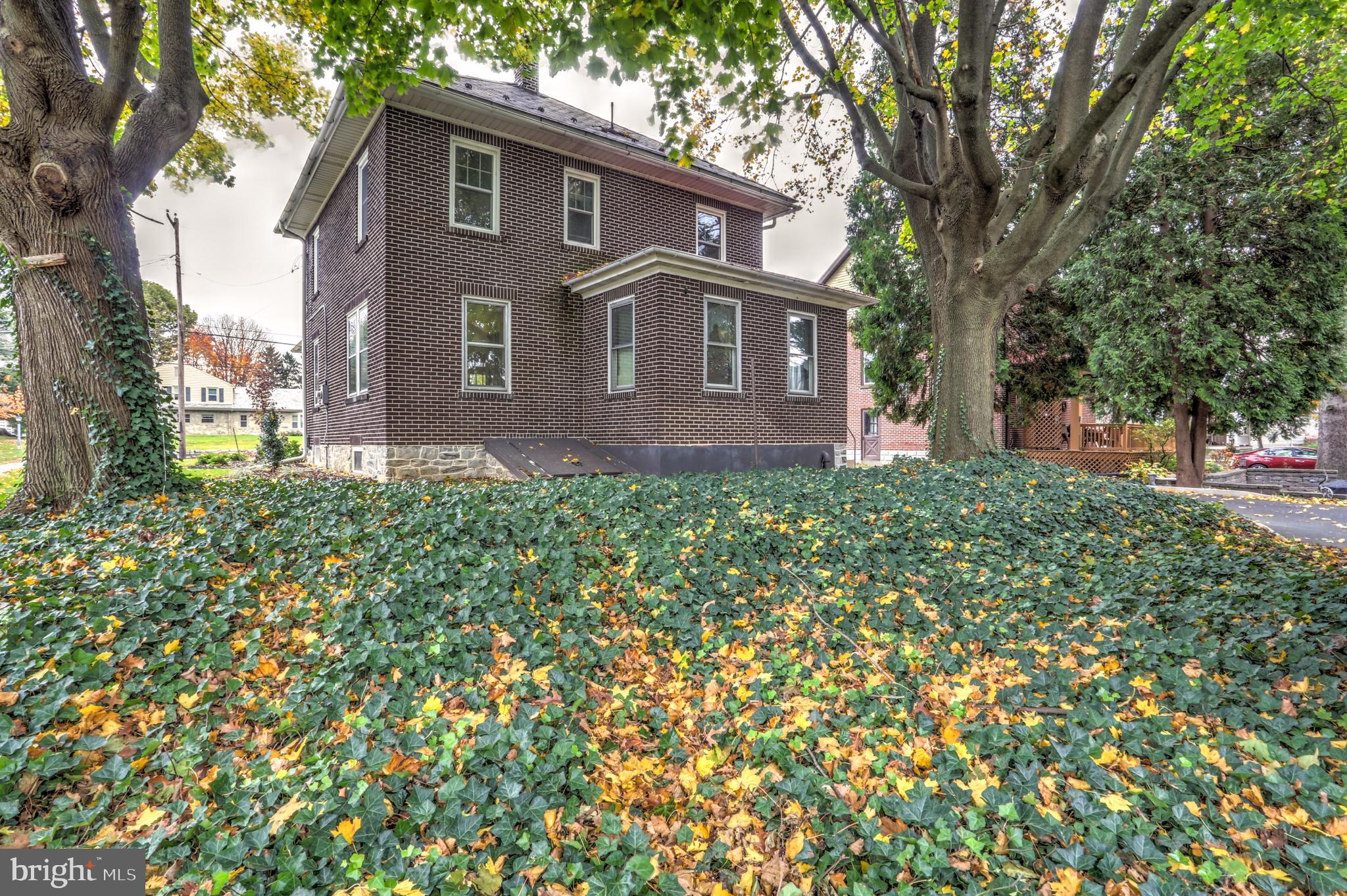 34 Greenfield Road Lancaster, PA 17602 - Photo 12 of 42 Gallery Image 12