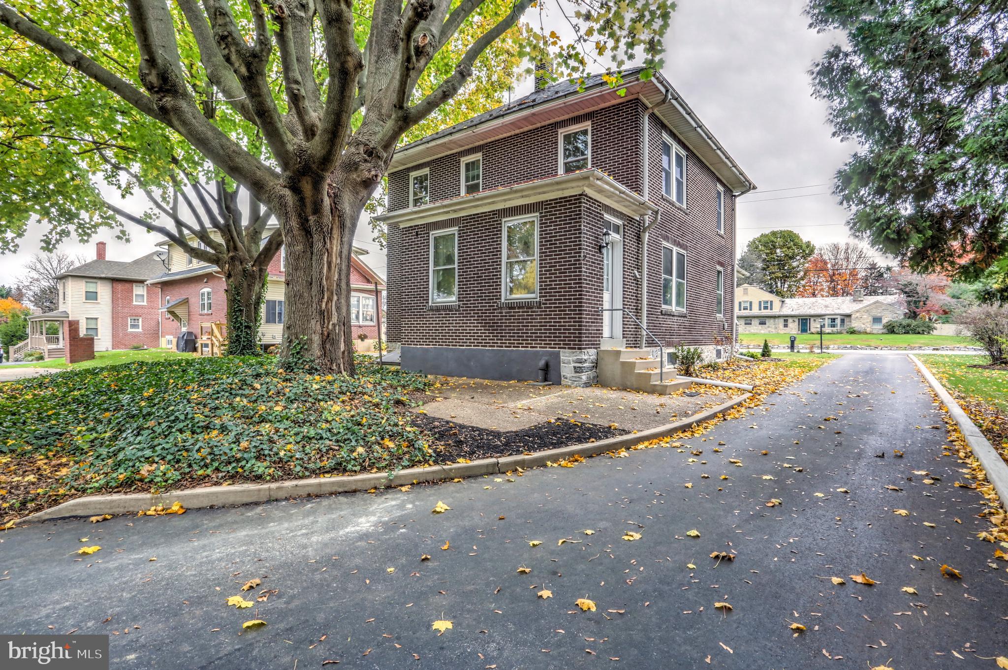 34 Greenfield Road Lancaster, PA 17602 - Photo 8 of 42 Gallery Image 8