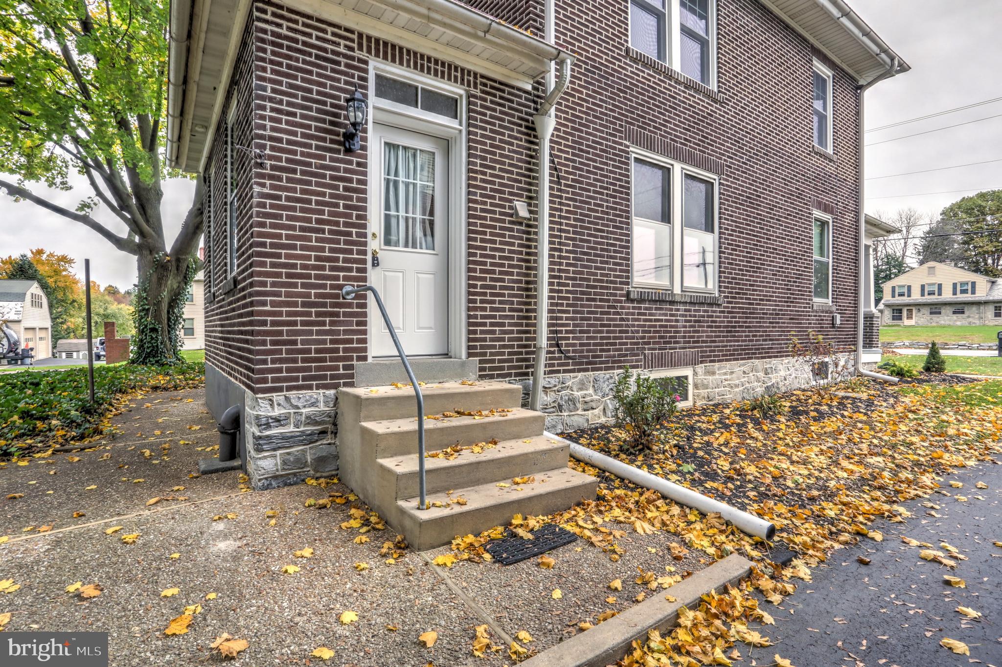 34 Greenfield Road Lancaster, PA 17602 - Photo 9 of 42 Gallery Image 9