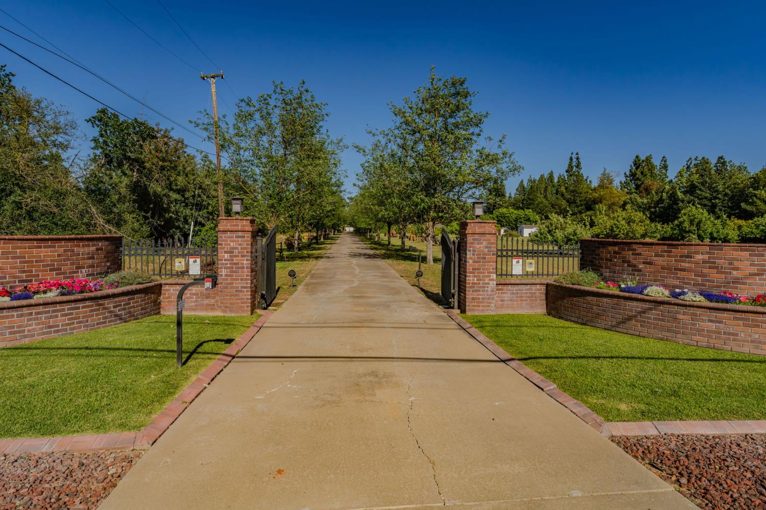 9069 Bader Road Elk Grove, CA 95624 - Photo 22 of 70