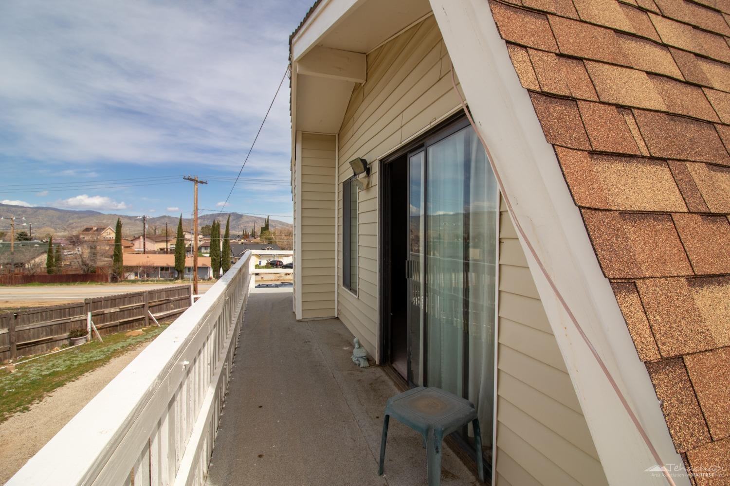 21317 Woodford-Tehachapi Road Tehachapi, CA 93561 - Photo 16 of 43 Gallery Image 16