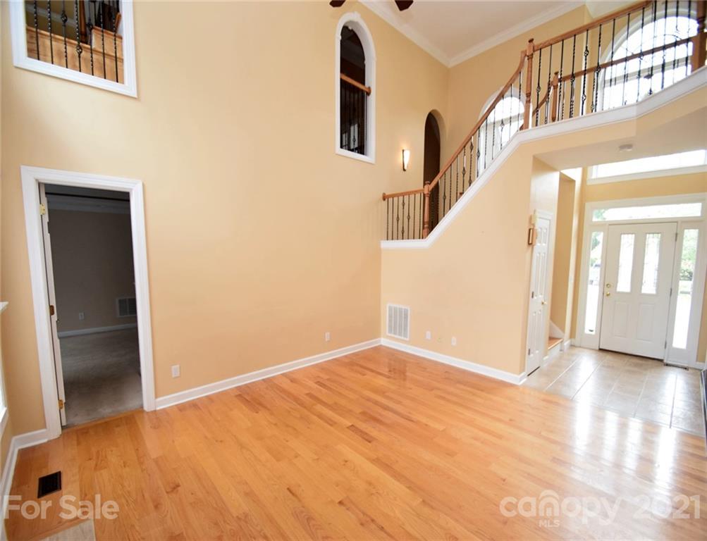 2033 Copperplate Road Charlotte, NC 28262 - Photo 3 of 42 Gallery Image 3